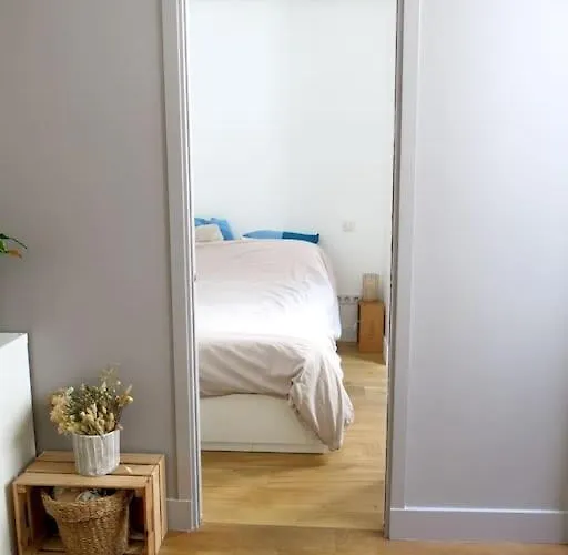 Petit Vinaigriers Republique Citycosy Apartamento *